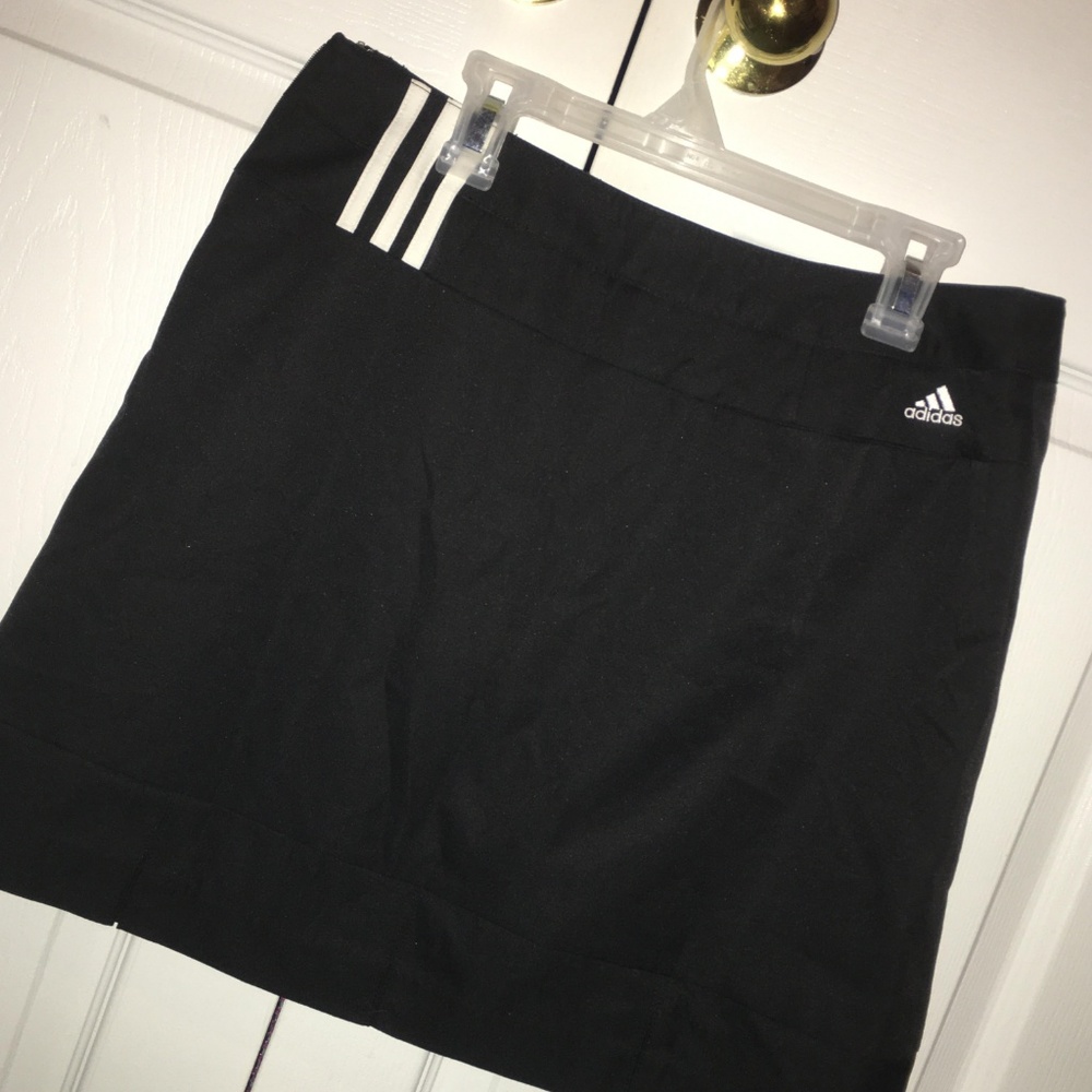 Adidas Black Skirt✨